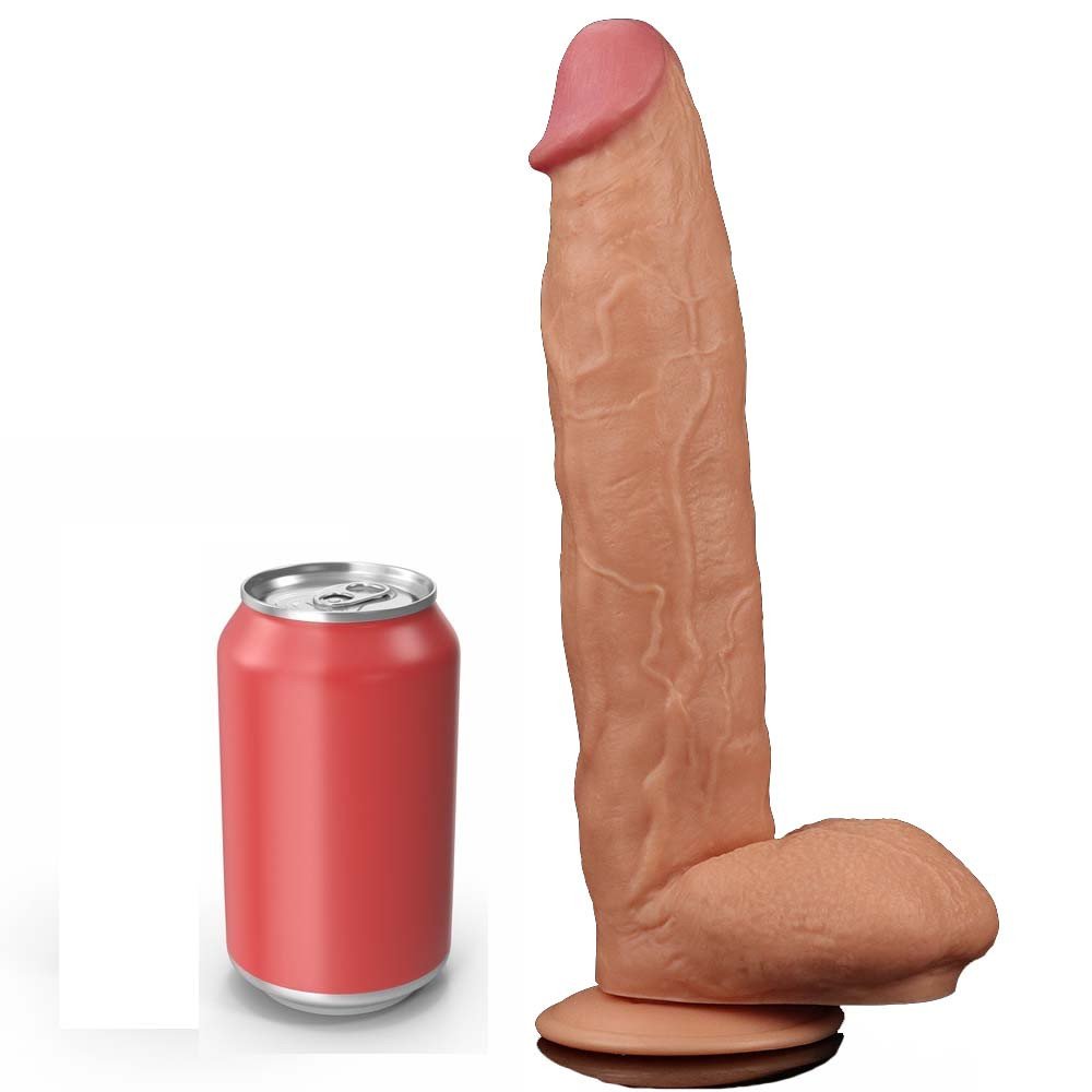 foto montagem penis gigante 30 x 6 cm ao lado de lata de refrigerente